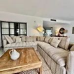 Cozy Townhouse With Sea View Сasa de vacaciones *