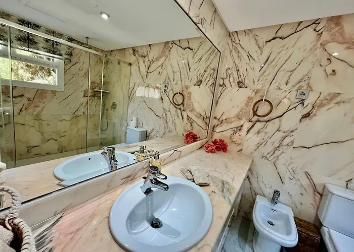 Vakantiehuis Cozy Townhouse With Sea View *