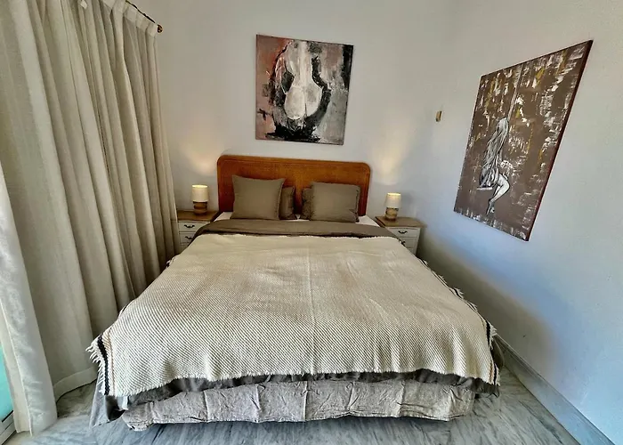 Cozy Townhouse With Sea View Vakantiehuis
