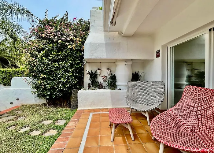Cozy Townhouse With Sea View Vakantiehuis *