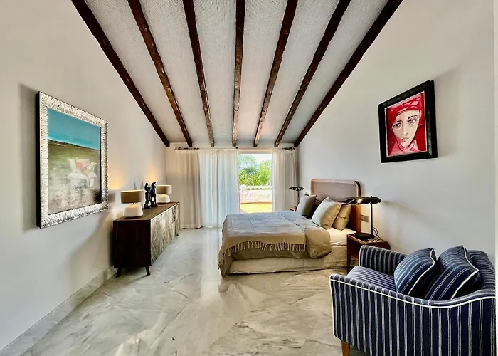 Cozy Townhouse With Sea View