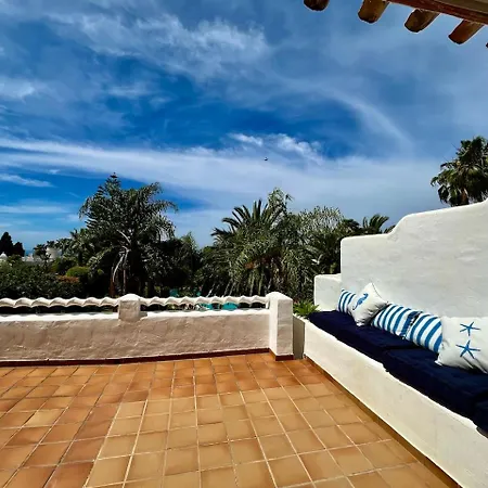 Cozy Townhouse With Sea View Marbellac