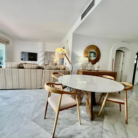 Cozy Townhouse With Sea View Marbellac