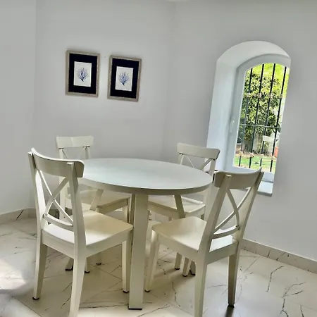 Cozy Townhouse With Sea View ماربيا