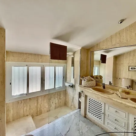 بيت للعطل Cozy Townhouse With Sea View